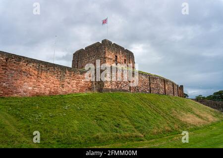 Les murs rouges bricolés du château de Carlisle, Cumbria, Royaume-Uni Banque D'Images