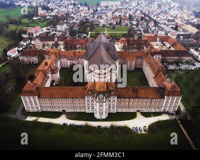 Vue panoramique aérienne de l'ancien cloître baroque de l'abbaye bénédictine Dans Wiblingen Ulm Baden Wurttemberg Allemagne Europe Banque D'Images