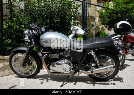 Triumph Bonneville moto garée à Malaga. Espagne. Banque D'Images