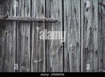 Photo d'un vieux mur en bois rugueux. Banque D'Images