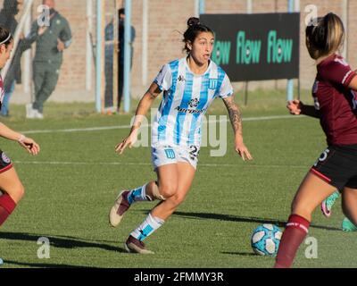 Buenos Aires, Argentine. 10 mai 2021. Luana Muñoz (#26 Racing) pendant le match entre Racing et Leus à Tita Mattiussi à Avellaneda, Buenos Aires, Argentine. Crédit: SPP Sport presse photo. /Alamy Live News Banque D'Images