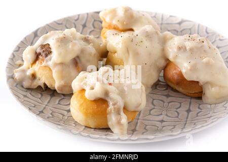 Petits gâteaux américains traditionnels et sauce pour le petit déjeuner isolé sur blanc arrière-plan Banque D'Images