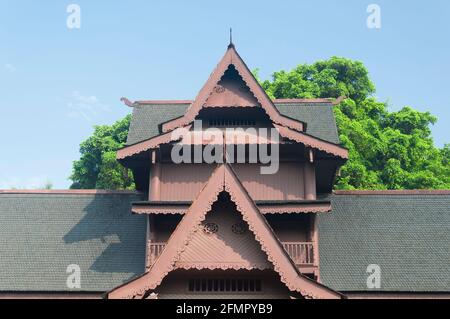 L'extérieur du musuem du palais du sultanat de melacca par une journée ensoleillée à Melaka en Malaisie. Banque D'Images