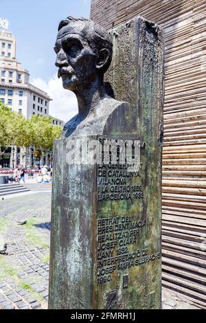 BARCELONE, ESPAGNE - 13 JUILLET 2014 : Macia Monument à la Plaza Cataluna à Barcelone, Espagne. Ce monument conçu par Subirachs en l'honneur du président domi Banque D'Images