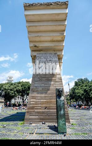 BARCELONE, ESPAGNE - 13 JUILLET 2014 : Macia Monument à la Plaza Cataluna à Barcelone, Espagne. Ce monument conçu par Subirachs en l'honneur du président domi Banque D'Images