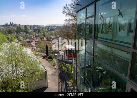 Berne, Suisse - 26 avril 2021 : le funiculaire historique de Marzili-Berne dans la vieille ville de la capitale suisse Banque D'Images