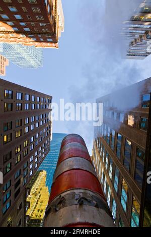 Chantier de construction de New york cône avec fumée Banque D'Images