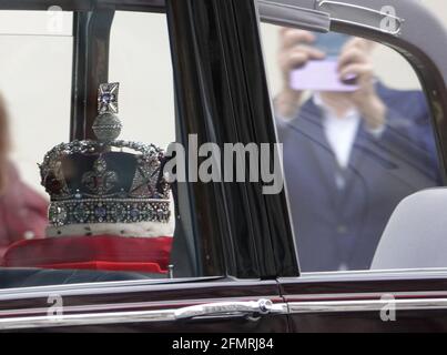 Westminster Londres, Royaume-Uni. 11 mai 2021. Ouverture d'État du Parlement. À l'occasion d'une cérémonie à prix réduit, conforme à Covid, organisée par la Reine Elizabeth II, le Premier ministre Boris Johnson et d'autres intervenants, qui présente l'ordre du jour du gouvernement pour la prochaine session parlementaire. Credit: Andrew Stehrenberger / Alamy Live News Banque D'Images