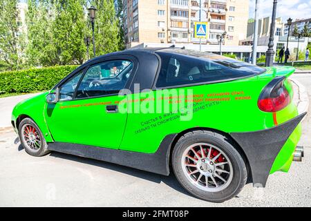 Samara, Russie - 8 mai 2021 : véhicule Opel Tigra dans la rue de la ville Banque D'Images