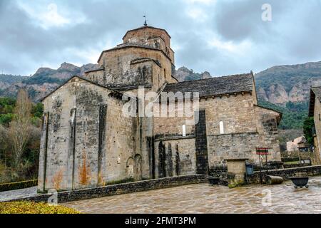 Eglise de Santa Maria à Santa Cruz de la Seros, Huesca Aragon Espagne Banque D'Images