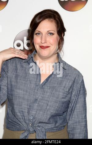 LOS ANGELES - 10 JANVIER : Alison Tolman à la Disney/ABC TV TCA Winter 2017 Party à l'hôtel Langham le 10 janvier 2017 à Pasadena, CA Banque D'Images