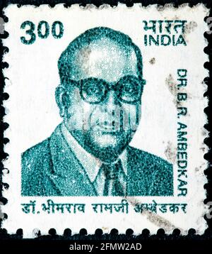 INDE-CIRCA 1960:UN timbre imprimé en INDE montre l'image de Bhimrao Ramji Ambedkar(14 avril 1891 - 6 décembre 1956) Aussi connu sous le nom de Babasaheb était un Indien Banque D'Images