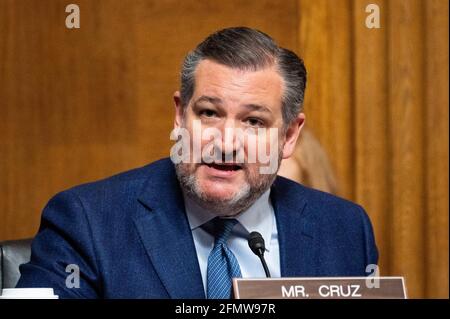 Washington, États-Unis. 11 mai 2021. Le sénateur américain Ted Cruz (R-TX) prend la parole lors d'une audience sur les armes fantômes tenue par le sous-comité de la Commission judiciaire du Sénat sur la Constitution. Crédit : SOPA Images Limited/Alamy Live News Banque D'Images