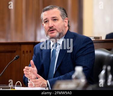 Washington, États-Unis. 11 mai 2021. Le sénateur américain Ted Cruz (R-TX) parle de la Loi pour le peuple lors d'une audience du Comité du Règlement et de l'administration du Sénat. Crédit : SOPA Images Limited/Alamy Live News Banque D'Images