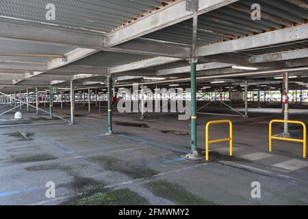 Parking vide à l'aéroport Orio al Serio, Italie Banque D'Images