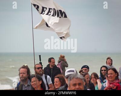 Une manifestation contre les vaccins obligatoires et le lock-down à Brighton Banque D'Images