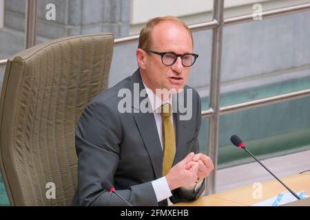 Ben Weyts, ministre flamand de l'éducation, de la protection des animaux et des sports, photographié lors d'une session plénière du Parlement flamand à Bruxelles, mercredi Banque D'Images
