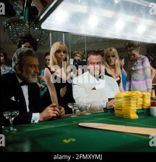 Casino Royale année: 1967 Royaume-Uni / Etats-Unis Orson Welles Directeur: Val Guest, Ken Hughes Banque D'Images