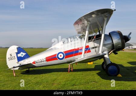 Avion de chasse biplan Gloster Gladiator II N5903 Banque D'Images