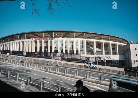 Façade du stade du club de football de Besiktas à Istanbul par beau temps. Banque D'Images