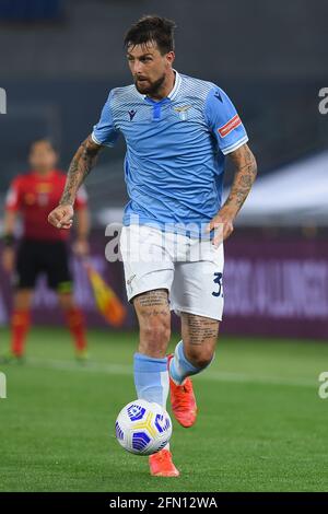 Rome, Latium. 12 mai 2021. Francesco Acerbi du Latium lors de la série A League football match entre Lazio et Parme au stade Olimpico à Rome, Italie, 12 mai 2021. Crédit : Agence photo indépendante/Alamy Live News Banque D'Images