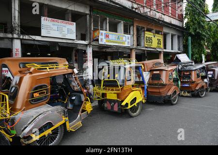 Tricycle motorisé à Sorsogon, Bicol, Philippines. Banque D'Images