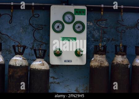 Kolkata, Inde. 13 mai 2021. L'oxygène est fourni par des canaux à l'hôpital de Kolkata 19 quartiers crédit: SOPA Images Limited/Alamy Live News Banque D'Images