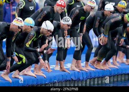 Budapest, Hongrie. 13 mai 2021. BUDAPEST, HONGRIE - MAI 13: Ferry Weertman des pays-Bas en compétition dans les Mens 10km pendant les Championnats européens de l'AQUESTON natation en eau libre au lac Lupa le 13 mai 2021 à Budapest, Hongrie (photo par Andre Weening/Orange Pictures) crédit: Orange pics BV/Alay Live News Banque D'Images