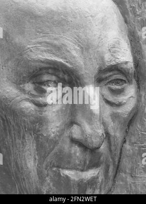 Fait partie de l'aide en bronze du chancelier fédéral Willy Brandt Et Konrad Adenauer par l'artiste Grigory Yastrebenetzki Banque D'Images
