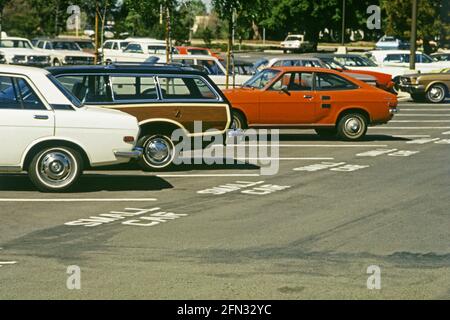 Parking, voiture, États-Unis, 1977 Banque D'Images