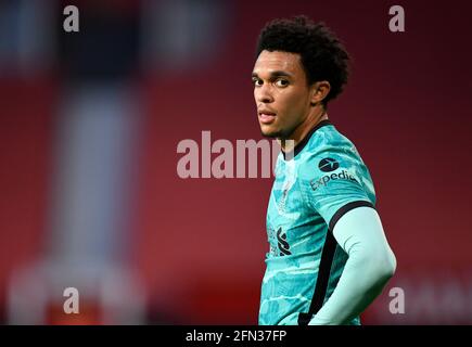 Trent Alexander-Arnold de Liverpool pendant le match de la Premier League à Old Trafford, Manchester. Date de la photo: Jeudi 13 mai 2021. Banque D'Images