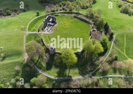 Château de Kendal, Kendal Cumbria, Angleterre. 11 mai 2021. Vue aérienne sur le château de Kendal. Le château fut construit au début des années 1200 comme la maison du baro Banque D'Images