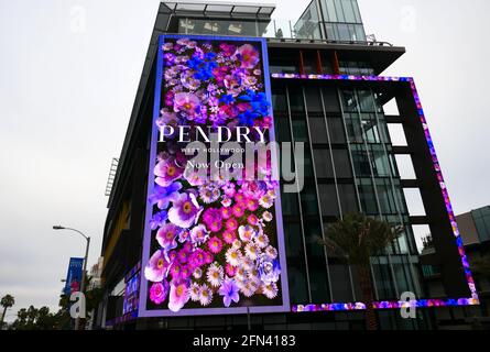 West Hollywood, Californie, États-Unis 13 mai 2021 UNE vue générale de Pendry, l'ancien lieu de House of Blues où Jim Morrison et The Doors, Twenty One Pilots, Chris Cornell, Stone Temple Pilots beaucoup d'autres ont joué en concert au 8430 Sunset Blvd le 13 mai 2021 à West Hollywood, Californie, États-Unis. Photo par Barry King/Alay stock photo Banque D'Images