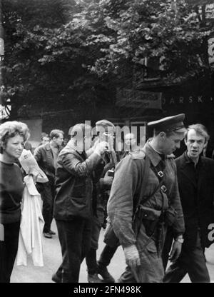 Géographie/voyage, Tchéquie, Printemps de Prague, 1968, occupation par les troupes du Pacte de Varsovie, INFO-DROITS-SUPPLÉMENTAIRES-HABILITATION-NON-DISPONIBLE Banque D'Images