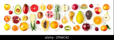 Différentes collections de fruits et bannière créative isolée sur fond blanc. Alimentation saine et diète concept d'alimentation. Ananas, grenade, cerise, Banque D'Images