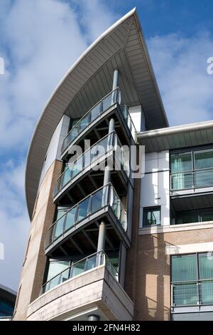 Aménagement moderne d'appartements sur le quai à Poole in Dorset Banque D'Images