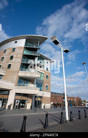 Aménagement moderne d'appartements sur le quai à Poole in Dorset Banque D'Images