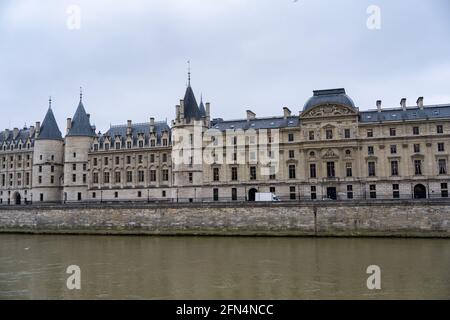 La Cour suprême de France sur la rive de la Seine, Paris, France Banque D'Images