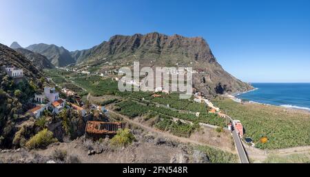 Hermigua, île de la Gomera - vallée inférieure avec plantations de bananes Banque D'Images