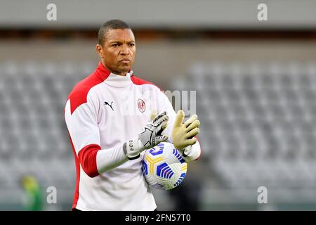 Nelson Dida gardien de but entraîneur de l'AC Milan pendant la Serie Un match de football de 2020/21 entre le Torino FC et l'AC Milan À Stad / LM Banque D'Images