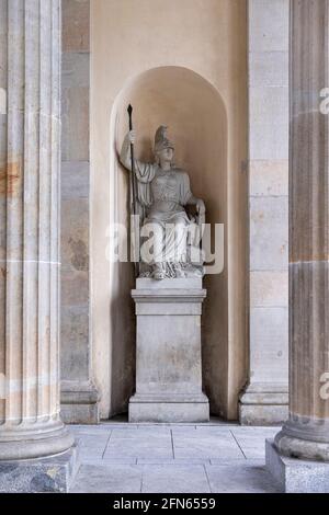 La porte de Brandenburger est l'un des monuments les plus emblématiques de Berlin, la capitale allemande. Banque D'Images