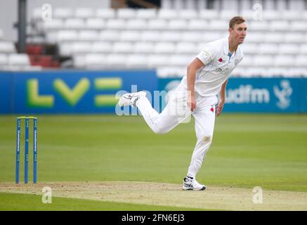 Chelmsford, Royaume-Uni. 14 mai 2021. CHELMSFORD ANGLETERRE - MAI 14: Billy Stanlake de Derbyshire CCC pendant LV Insurance County Championship Group 1 deuxième jour de quatre entre Essex CCC et Derbyshire CCC au terrain du comté de Cloudfm le 14 mai 2021 à Chelmsford, Angleterre crédit: Action Foto Sport/Alay Live News Banque D'Images