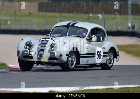 Marc Gordon, Read Gomm, Jaguar XK140, Trophée RAC Woodcote, Trophée Stirling Moss, Pour les voitures de sport avant 61, Festival historique de Donington, Donington Park Banque D'Images