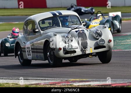 Marc Gordon, Read Gomm, Jaguar XK140, Trophée RAC Woodcote, Trophée Stirling Moss, Pour les voitures de sport avant 61, Festival historique de Donington, Donington Park Banque D'Images