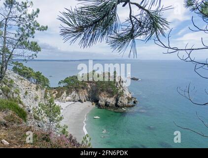 La France, Finistère, Parc naturel régional d'Armorique, la Presqu'île de Crozon, Saint Hernot, ruisseau de l'île vierge Banque D'Images