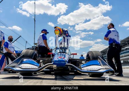 Indianapolis, Indiana, États-Unis. 14 mai 2021. ALEX PALOU (10) de Barcelone, Espagne, se prépare à s'entraîner au Grand Prix GMR au circuit automobile d'Indianapolis à Indianapolis, Indiana. Credit: Walter G Arce SR Grindstone Medi/ASP/ZUMA Wire/Alay Live News Banque D'Images