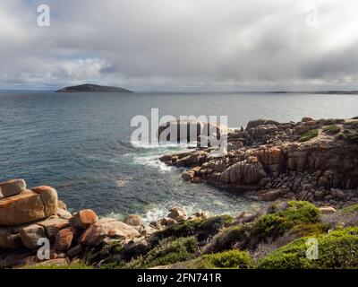 Vues sur le circuit de marche de Tongue point, parc national Wilsons Promontory, Australie Banque D'Images