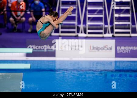 BUDAPEST, HONGRIE - 15 MAI : Kaja Skrzek de Pologne en compétition au Springboard 3M de Womens préliminaire lors des championnats européens de plongée sous-marine LEN à Duna Arena le 15 mai 2021 à Budapest, Hongrie (photo d'Andre Weening/Orange Pictures) Banque D'Images