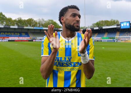 WAALWIJK, PAYS-BAS - MAI 13 : Sylla SOW du RKC Waalwijk pendant le match néerlandais Eredivisiie entre le RKC Waalwijk et le FC Twente au Mandemakers Stadion Banque D'Images