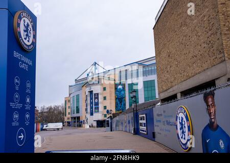 Londres: Mars 2021: Stamford Bridge, le terrain d'origine du club de football de Chelsea sur Fulham Road dans le sud-ouest de Londres Banque D'Images